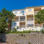 Apartment Traumhaftes Direkt Am Mit Privatem Balkon, Meerblick, Waschmaschine, Klima *