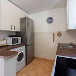 Traumhaftes Direkt Am Mit Privatem Balkon, Meerblick, Waschmaschine, Klima Selce