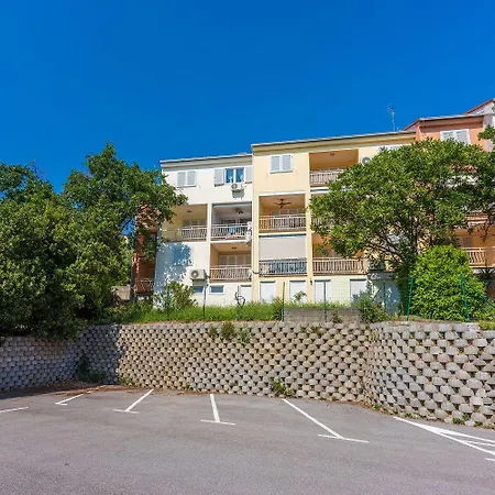 Apartman Traumhaftes Direkt Am Mit Privatem Balkon, Meerblick, Waschmaschine, Klima *